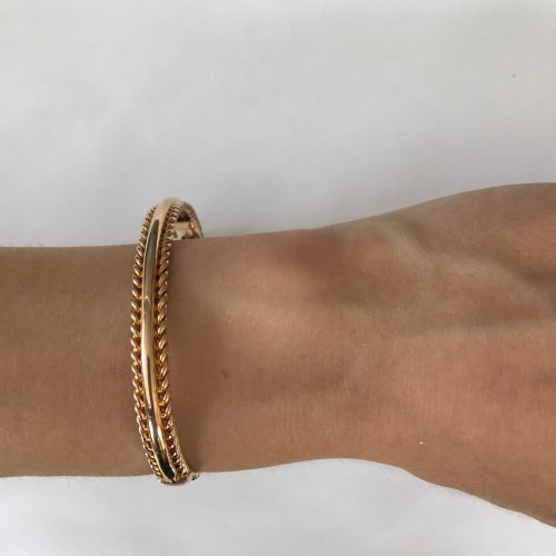 B096 -on real wrist.