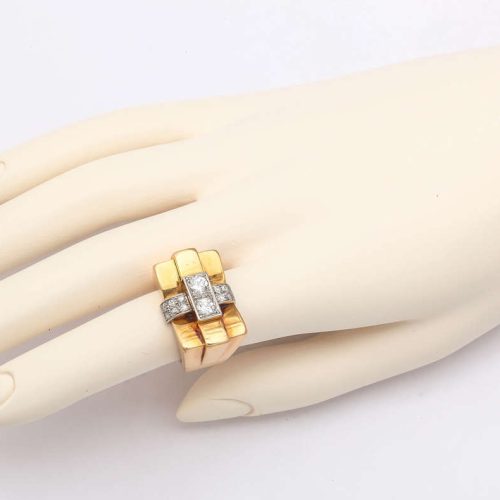 French Diamond and Gold Ring 1940s