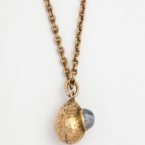 Rare Russian Textured Gold and Star Sapphire Egg Pendant, circa 1900 4